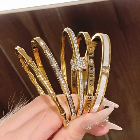 Stainless Steel Elegant Minimalist Bangle Bracelet Set, 5-piece Fashionable Classic Design, Jewellery Accessories, Perfect for Daily Wear & Special Occasions