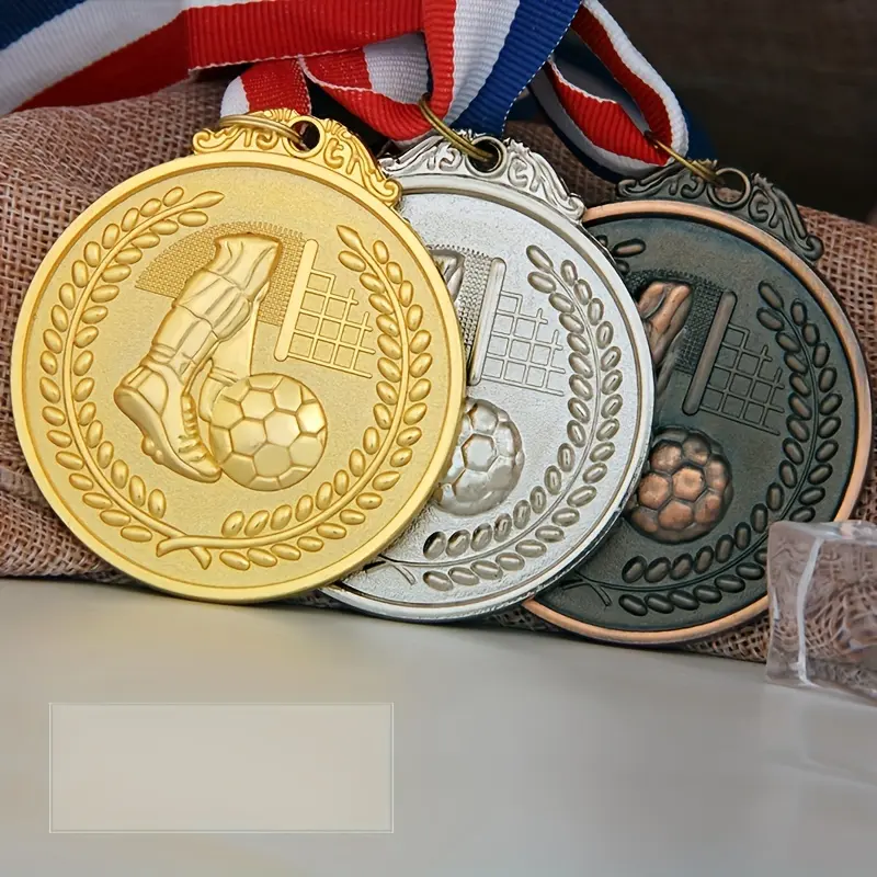 1count Premium Football Club Medal For Sports Competition - Celebrate Your Team's Achievements With Style