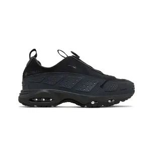 Nike Women's Air Max Sunder Gore-Tex