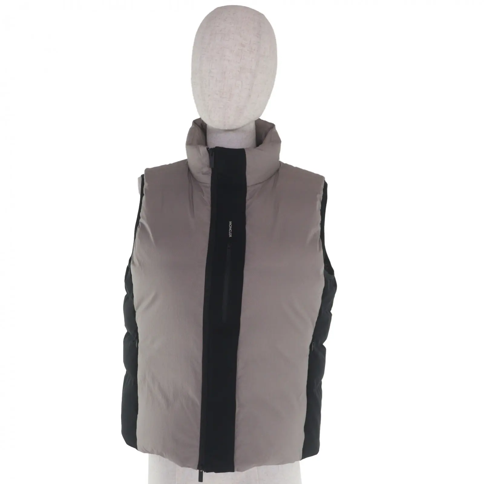 Pre-owned MONCLER Nylon Small Leather Goods LYTHRUM Down Vest
