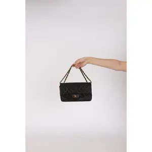 Pre-owned CHANEL Designer Handbag/Wallet Rare Medium Classic Single Flap Black Lambskin 1996 24K GP Drop 4