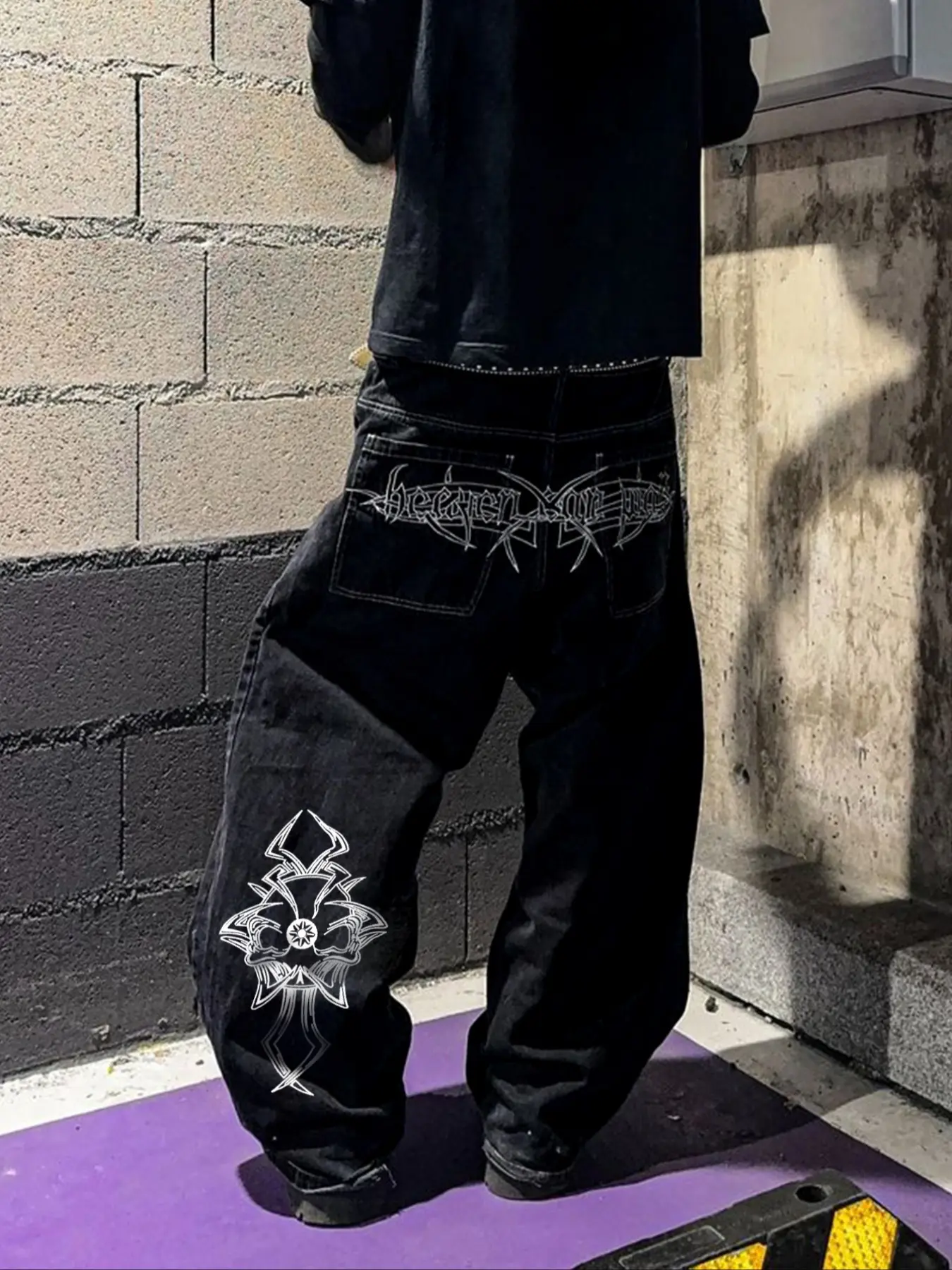 Y2K Street Hip-Hop Vintage Loose Fit Jeans, Baggy Jeans Streetwear, Fake Pocket Design Men's Denim Jeans, Skull Embroidered Winter Casual Trousers, Slouchy Jeans, Flared Streetwear, Halloween Gift
