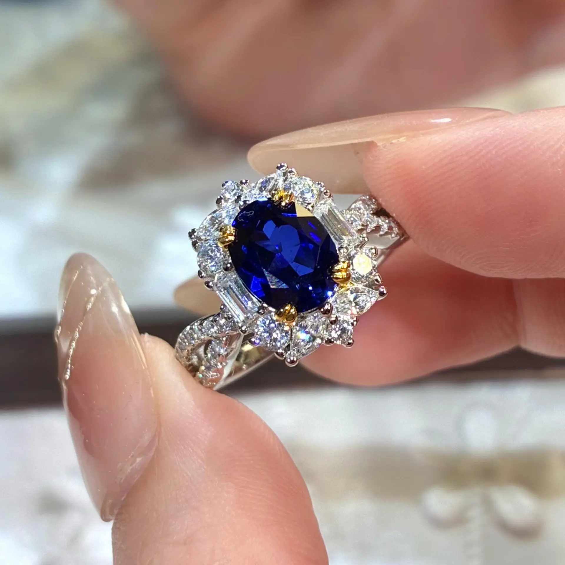 Blue spinel with fluorescent light color-changing, light luxury, full diamond open ring, versatile for everyday wear, niche, simple and sweet