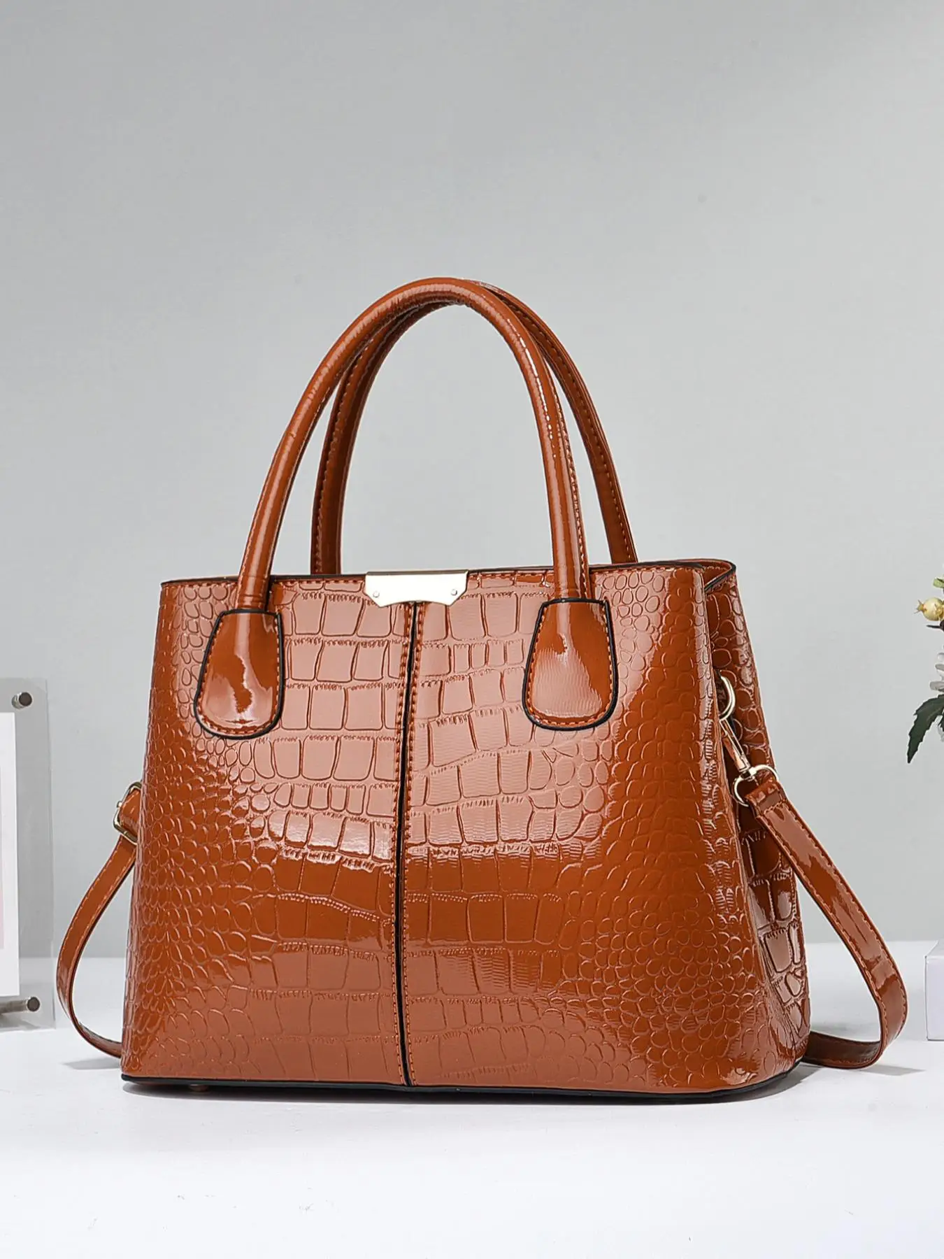 Women's Minimalist Elegant Plain Tote Bag, Summer 2025 Trendy Crocodile Embossed Large Volume Commuter Handbag with Adjustable Strap for Work & Daily