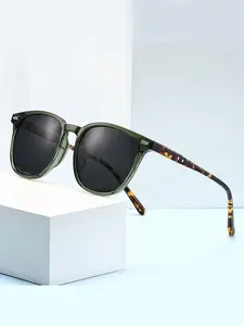 Stylish Lightweight TR Material Square Sunglasses, High-Quality Decorative Lens Casual Fashion Eyewear for Street Style