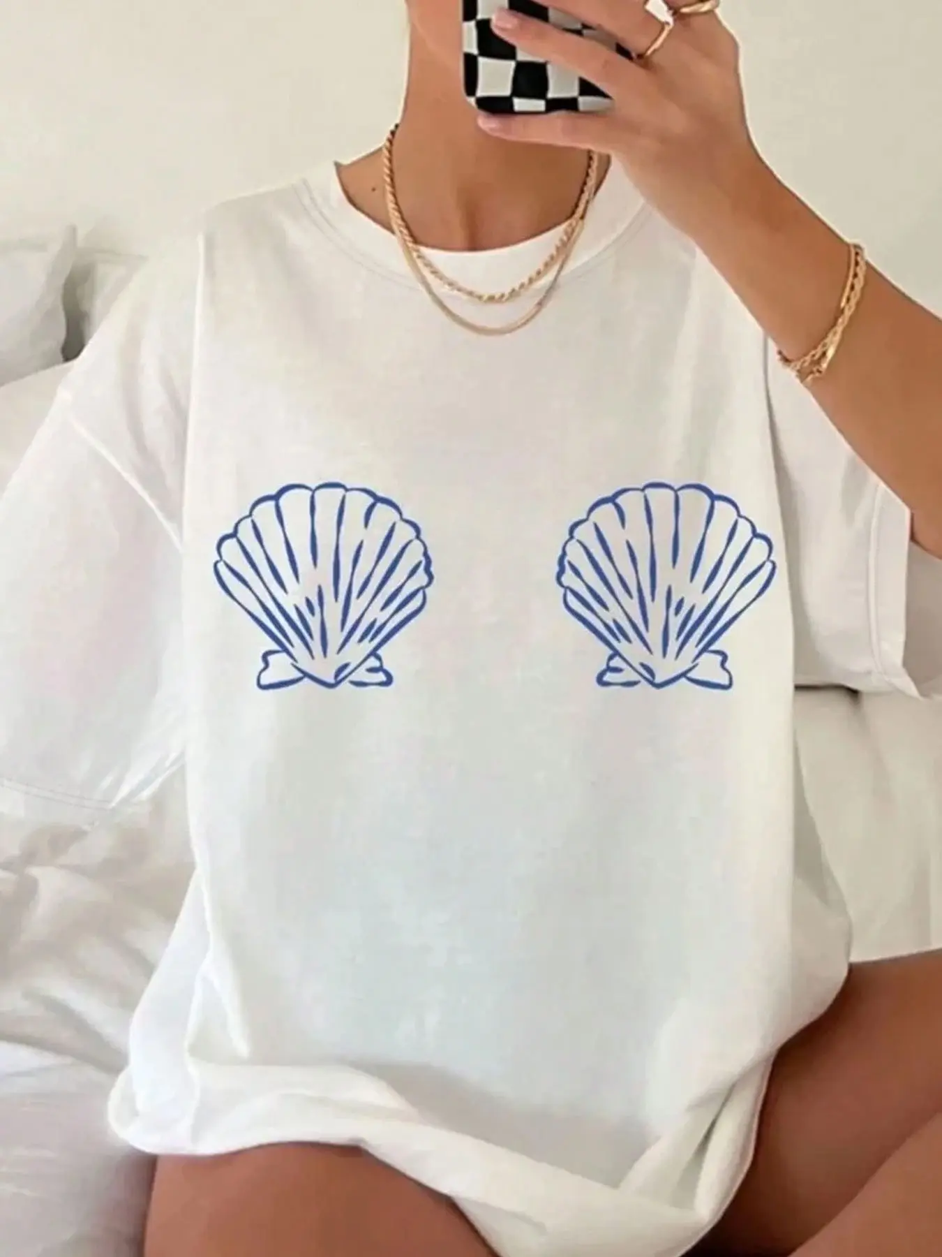 Women's Y2K Seashell Print Oversized Loose Summer Short T-Shirt, Trendy Aesthetic Crewneck Tee for Beach & Casual Wear, Top