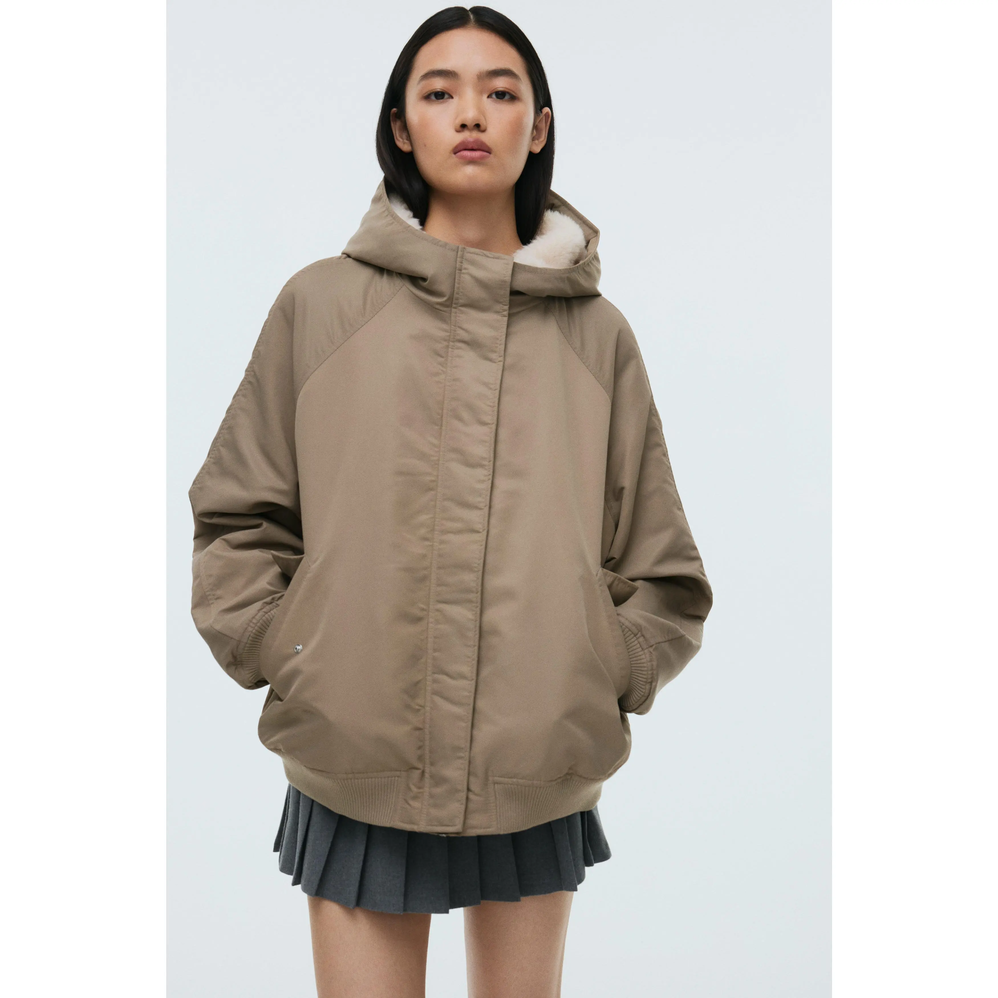 H&M Oversized bomber jacket H&M Oversized bomber jacket
