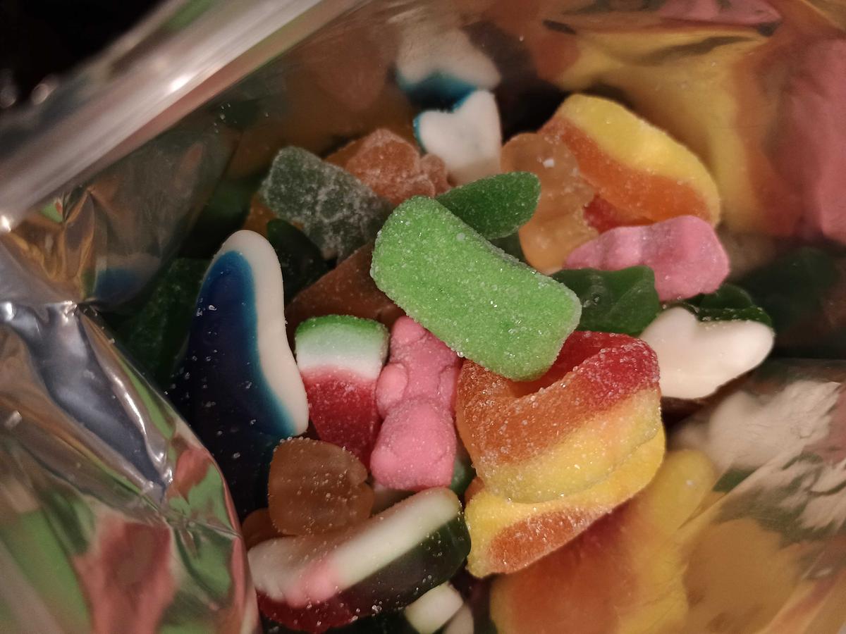 Item: 2 lb bag ultimate gummy mix