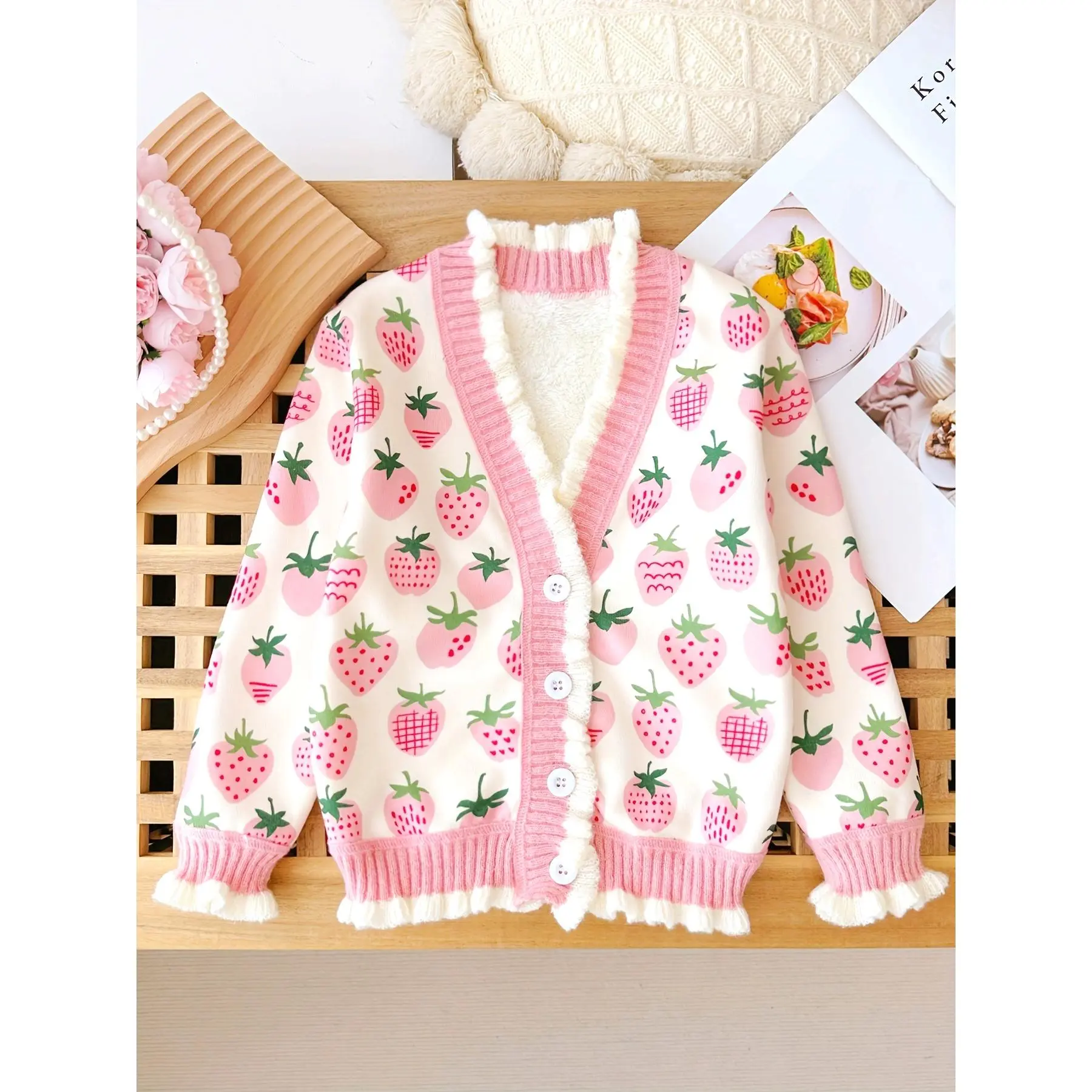 and Autumn Girls' V-Neck Knitted Sweater, Fashionable and Warm Long-Sleeve Sweater Girls, All-Over Print Ruffle Large Strawberry Sweater