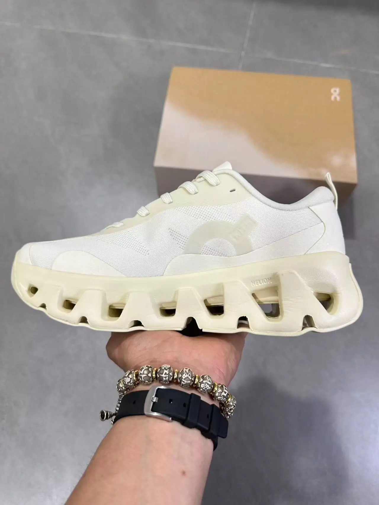 Matte Off White Daily Cushion Sneakers Soft Big Hollow Sole All-day Comfort Office Casual Walking Shoes