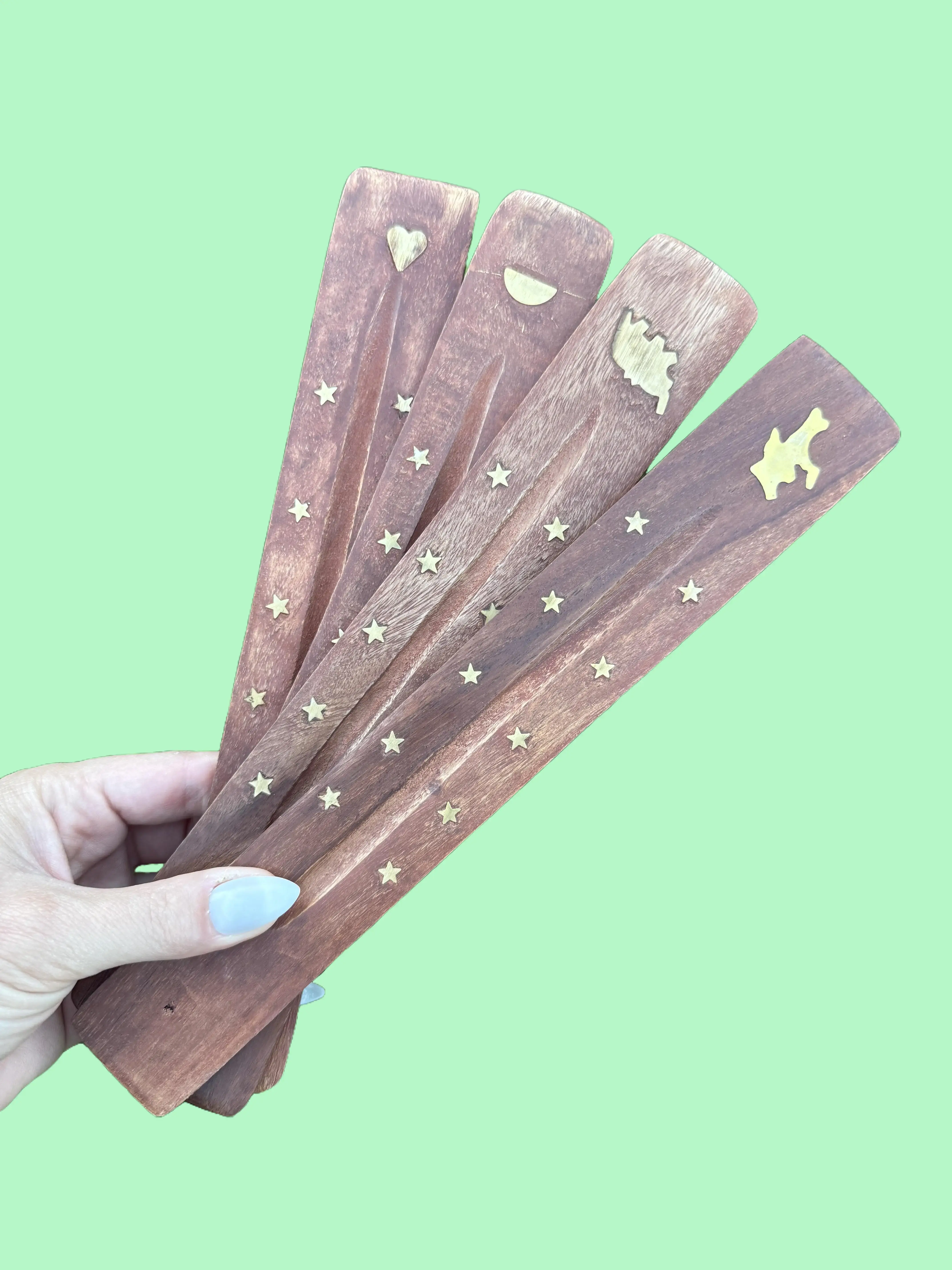 Wooden Aroma Incense Holder with Gold Star Details - Ready-to-Use Fragrance Home Accessory, Includes Free Incense Pack for Home Use, Ready-To-Use Incense Holders