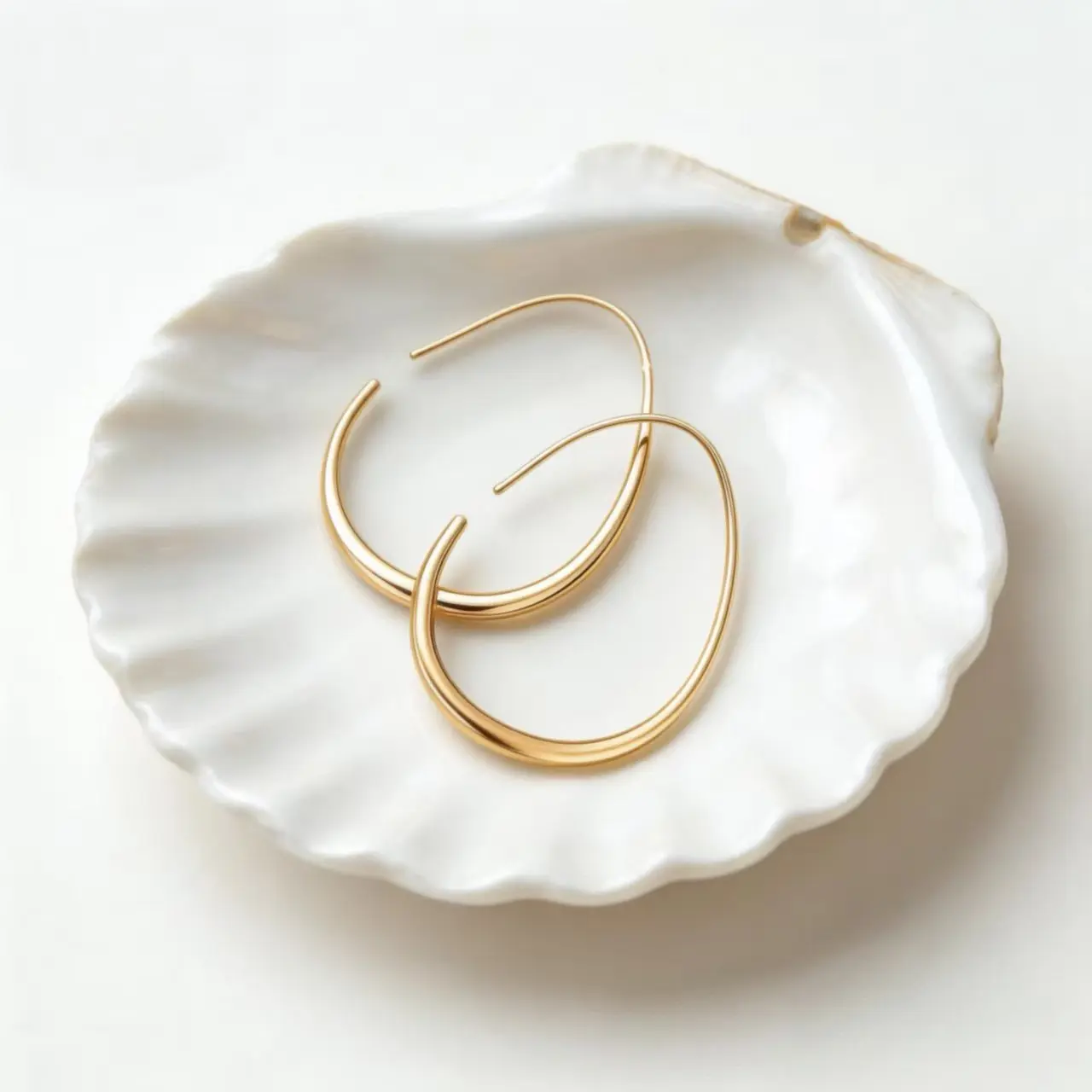 Women's Oversized Gold Statement Earrings, Titanium Steel Teardrop Hoops, Hypoallergenic Waterproof Jewelry for Daily Streetwear Aesthetic, Birthday Gift, Chunky Jewelry, Exaggerated Hoop Design, Titanium Steel Gold Plated, Chunky Hoop Earrings