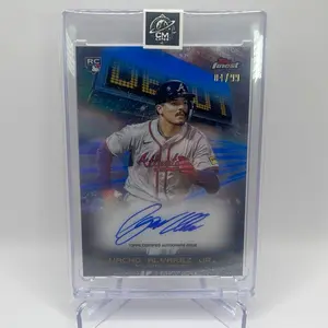 2025 Topps Finest Nacho Alvarez Jr Debut Auto Blue Refractor Auto 04/99 Atlanta Braves Baseball Card