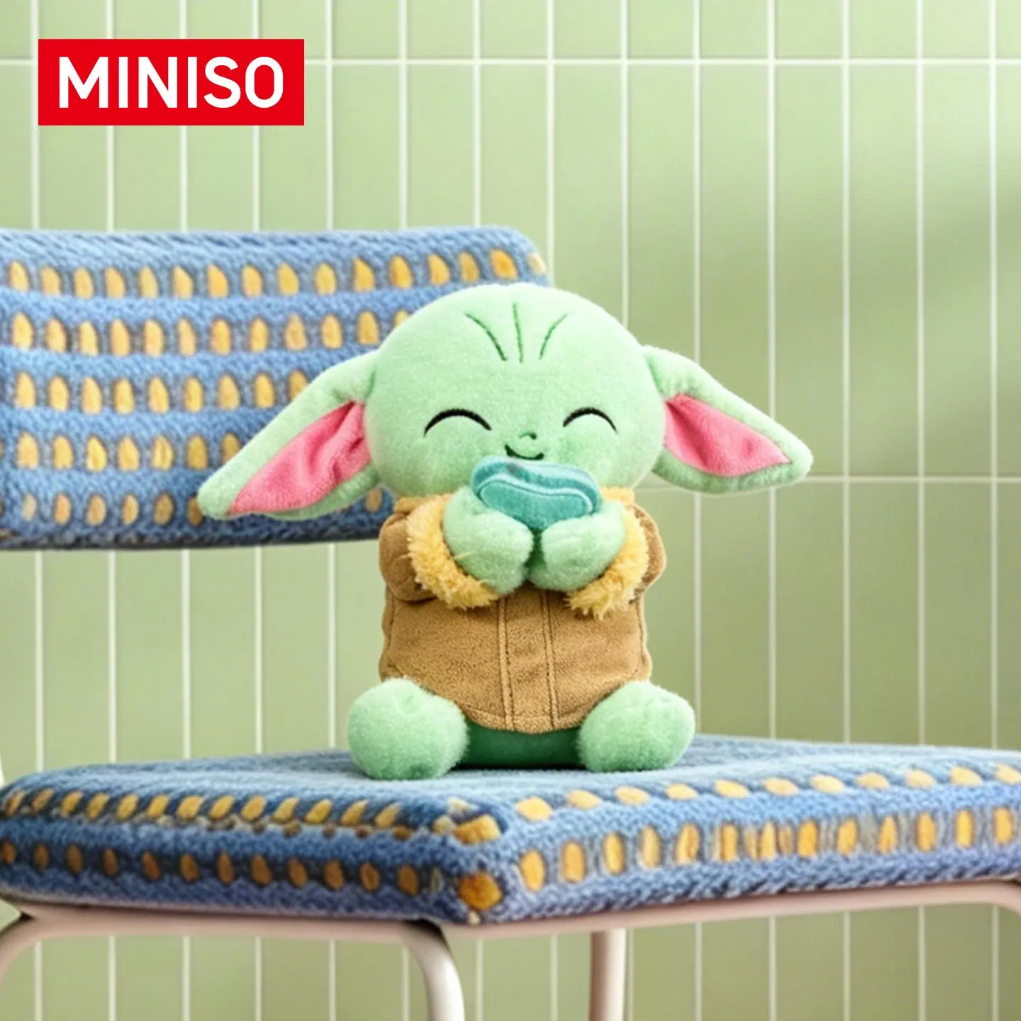 MINISO Disney Star Wars Grogu Plush Doll | Sitting Baby Yoda with Macaron, 7 Inch Soft Plushie | Cute Desktop Decor | Official Licensed, Ideal Graduation & Summer Gift #StarWars #GroguPlush #BabyYoda