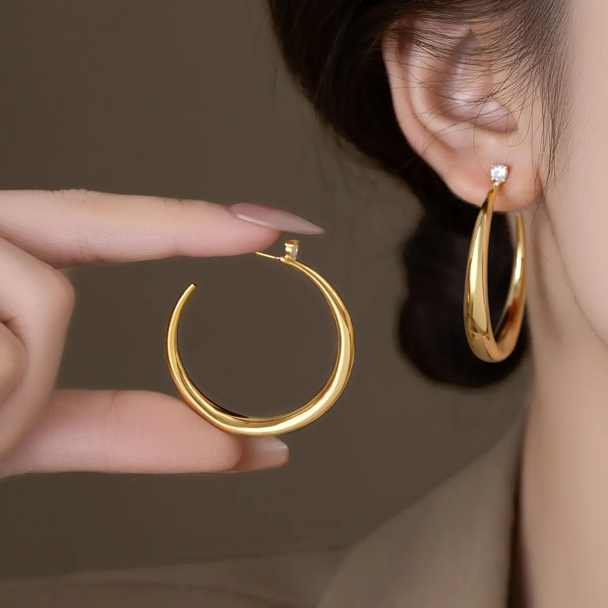 Women Chunky Hoop Earrings for Women Thick Lightweight Earrings Jewelry Gifts