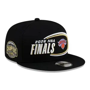New York Knicks 9FIFTY Snapback Cap, Black Adjustable Hat with Embroidered Team Logo