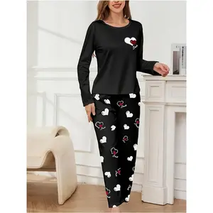 Women's Plus-Size Heart-Print Pajama Set Long-Sleeved Crew Neck Top & Pants for Sleepwear or Loungewear Red Winter Pajamas Cozy Homewear Pjs Style Womenswear Pyjamas