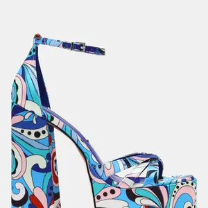 Steve Madden Retro Blue Print
