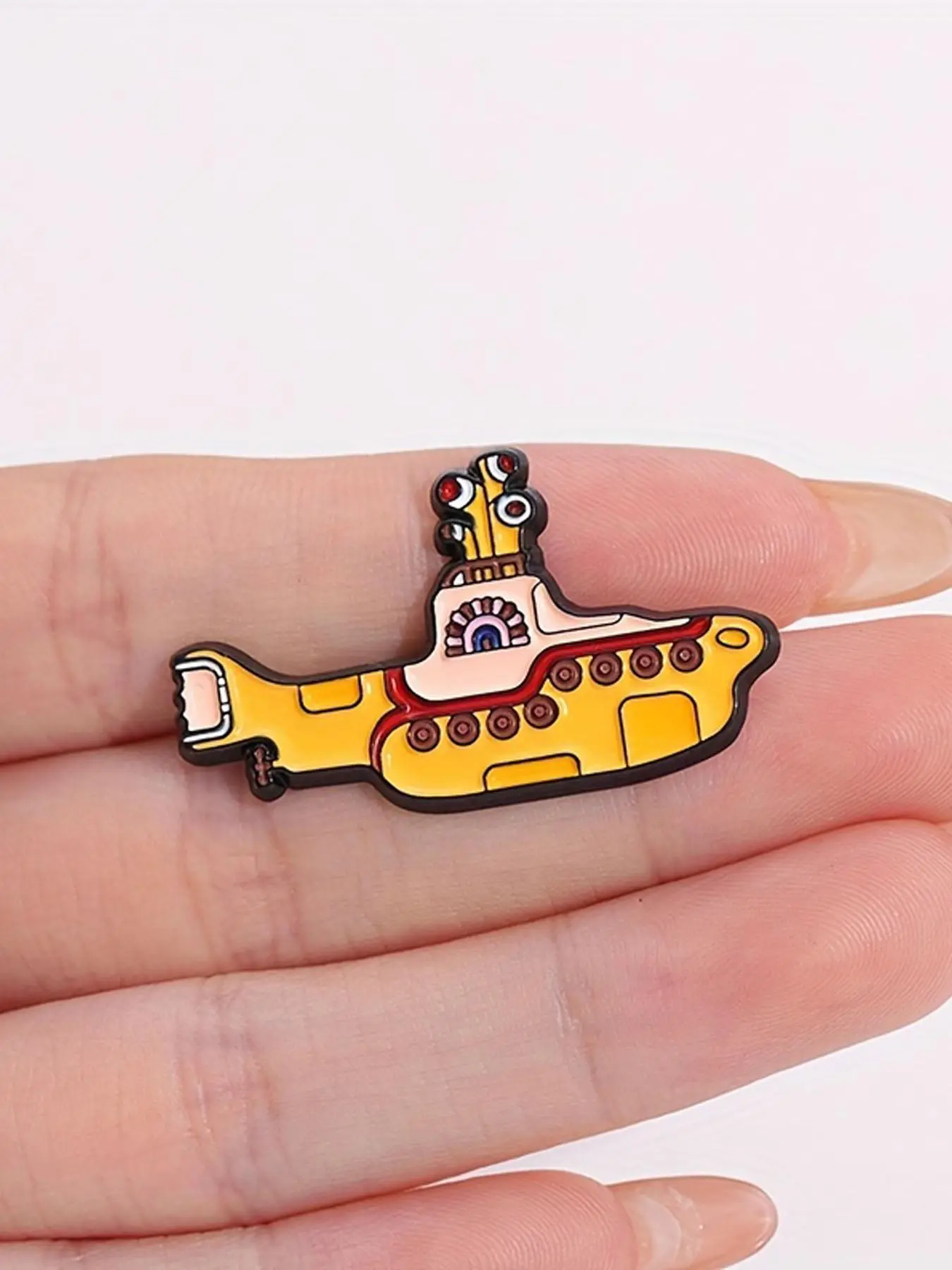 Cartoon Design Brooch, Cute Yellow Submarine Enamel Pin, Fashion Alloy Badge for Bags & Clothing, Fun Collectible Perfect Gift for Fans