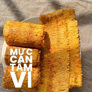 Asian Snack in Dried Squid Flavor, Bag of 300gram, Dry Snack, Easy on the Go