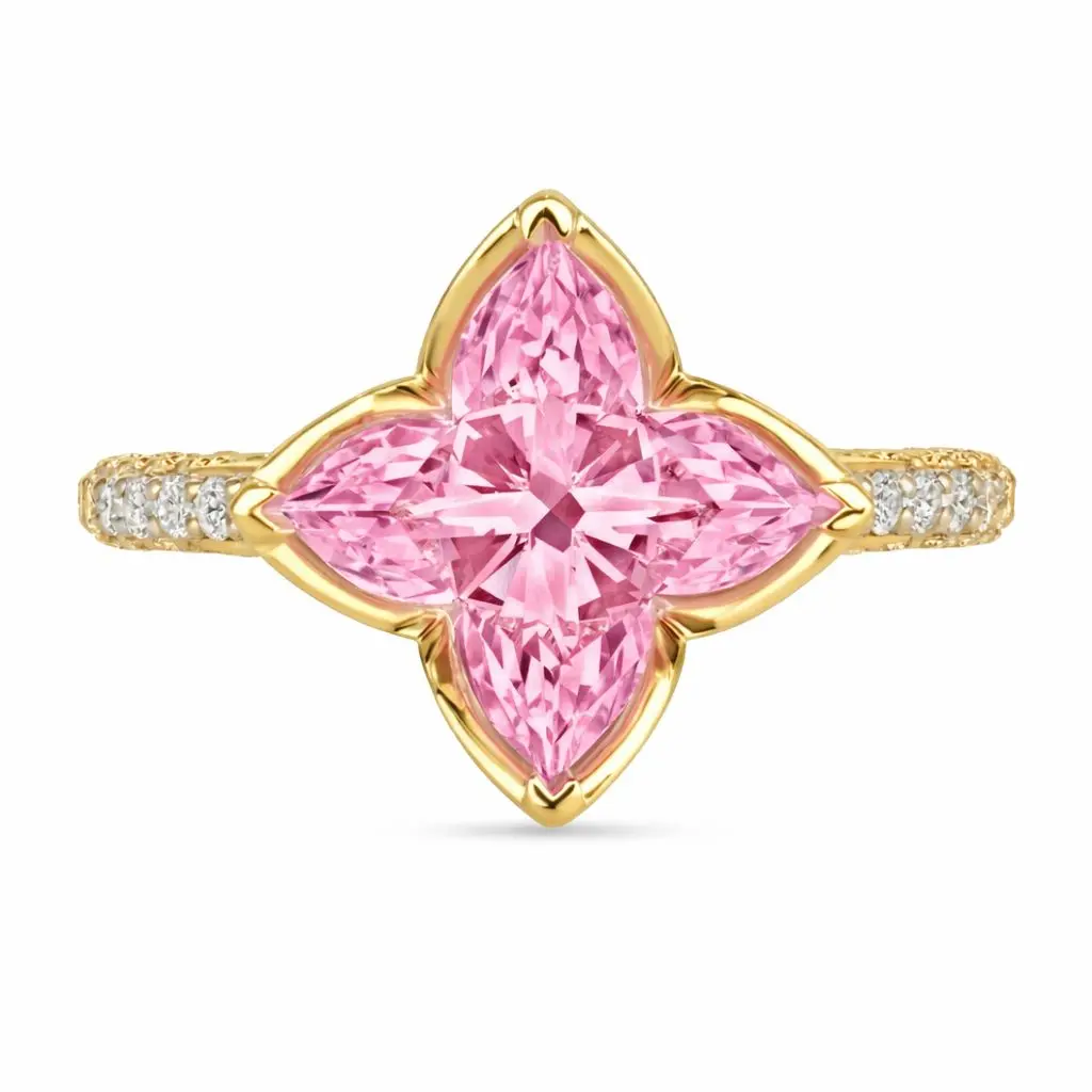 2.61ct 14K Yellow Gold Fancy Vivid pink Flower Statement Diamond Ring (IGI CERTIFIED)