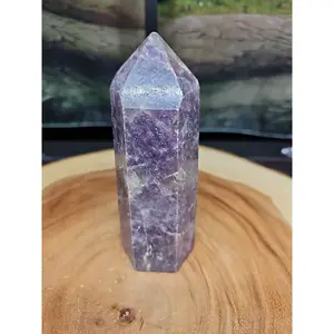 Natural Purple Mica Lepidolite Crystal Point Tower - 1-Piece, 479g Madagascar African-Origin Natural Stone Home Decor Statue, Purple Mica Shimmer Generator, Recommended for Transition, Anti-Burnout Accent