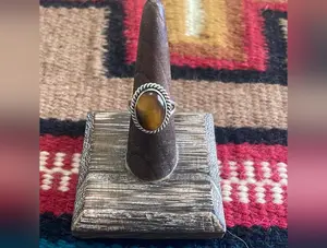 Beautiful Navajo Sterling Silver Tigers Eye Ring