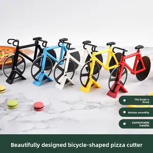 Stainless steel pizza cutter, creative bicycle-style double-wheel cutter, household rolling knife for pizza