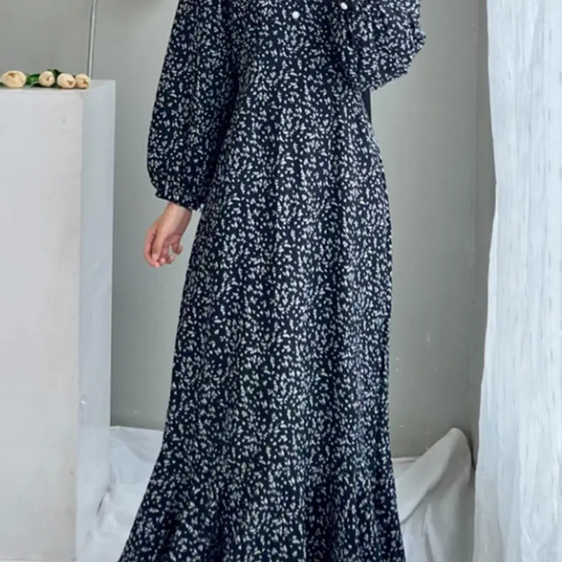 Women's Ditsy Floral Print Button Front Bishop Sleeve Ruffle Hem Flowy Long Dress, Modest Fashion Casual Islamic Modest Style Clothing Muslim Dress for Daily Wear Long Sleeve Dresses