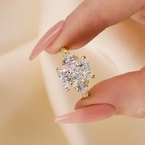 Effinny 4.5ct Radiant Cut Three Stone Engagement Ring For Women, 925 Sterling Silver Promise Ring, Anniversary Ring for Daily,Travel, Party