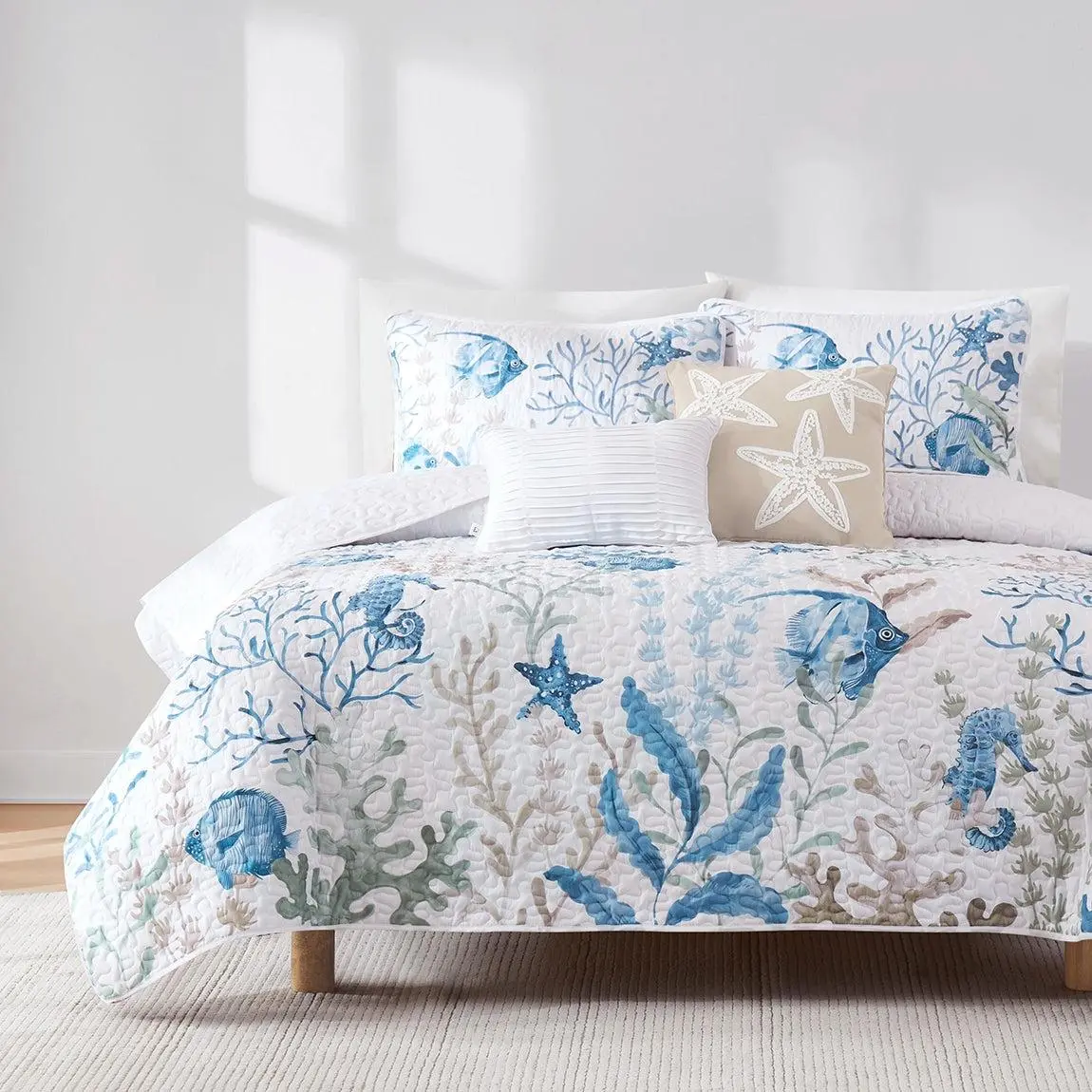 Lush Decor Oceana Watercolor Sea Life Quilt Set - 5 Piece Bedding with Coral Reef Print, Microfiber, OEKO-TEX Certified, Machine Washable
