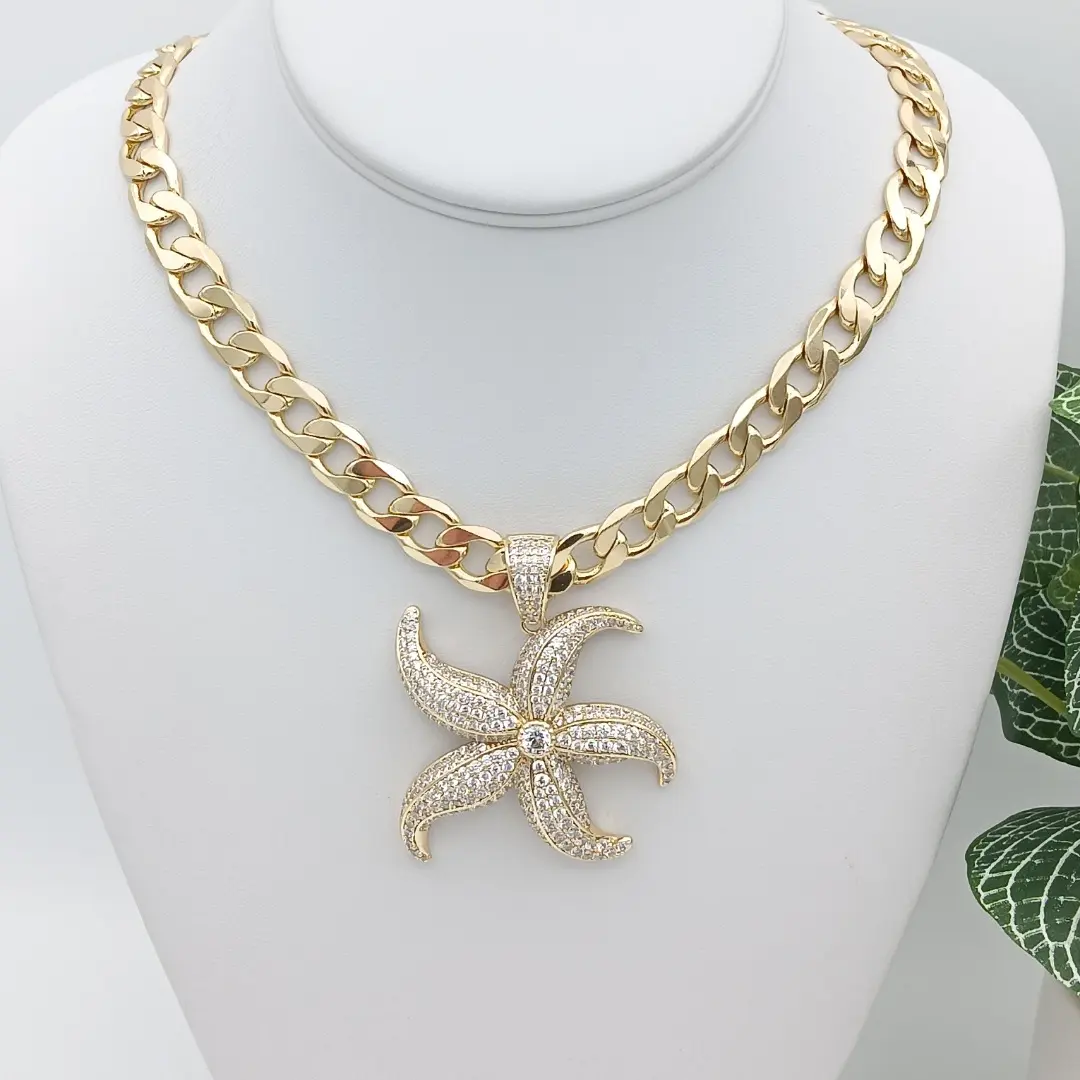 Yordy Choker with Starfish for women, 10mm and 20" Cuban link chain with 14k gold plating, high charity.