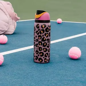 Owala Jungle Scroll 32 oz FreeSip Water Bottle