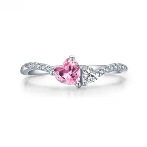 'Queen of Heart' Sterling Silver Ring