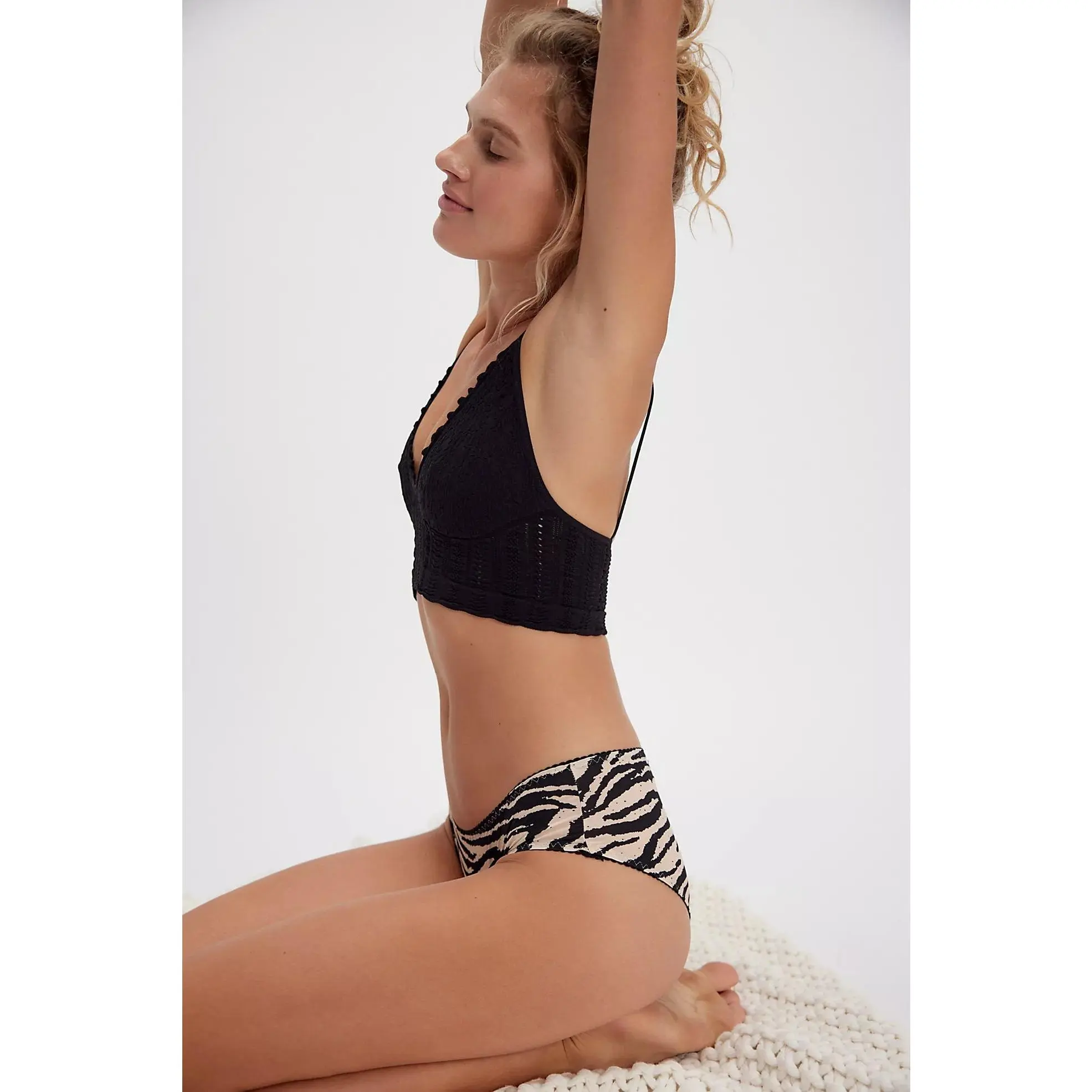 Free People: Heirloom Seamless Bralette in Black