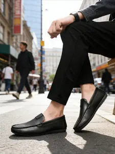 Men's Retro Brown Loafers 2026, Soft Leather Slip-On, Driving and Casual All-Purpose Leather Shoes with Retro Brown Tone, Breathable Soft Sole for Both Business and Leisure