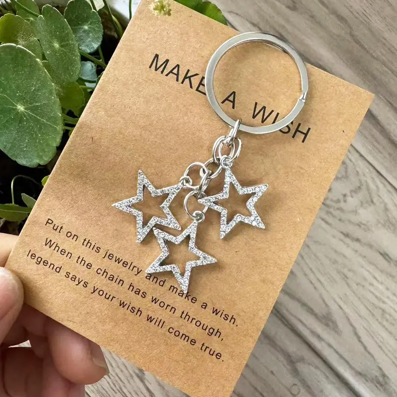 Cute Hollow Out Star Shaped Keychain with Card, Bling Bling Keychains, Aesthetic Keychain, Rhinestone Decor Keychain for Women & Men, Trendy All-match & Exquisite Keychain for Birthday Gift, Stylish Keyring