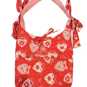 Book Lover Bow Bag - Red Heart Pattern with Bow Details for Stylish Book Lovers