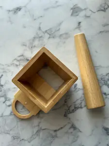 Mofongo Moderno Cuadrado / Square A