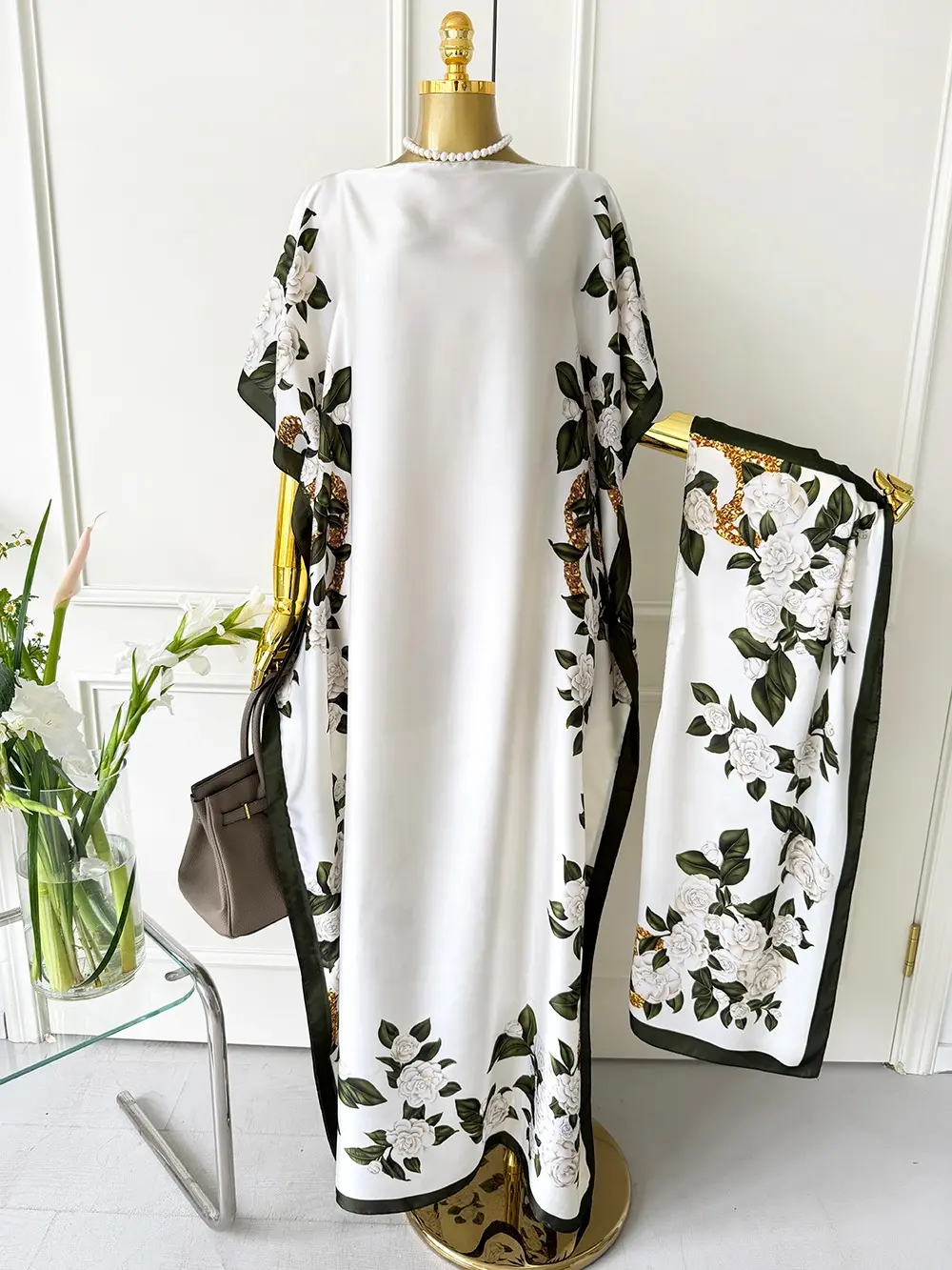 Women's Floral Print White Flower Lightweight Long Dress & Scarf Set - Elegant Minimalist Casual Wear Lady Outfit with Breathable Fabric for Beach Vacation, All-Season Fashion Accessory