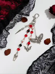 Creative Halloween Cross Butterfly Pendant Pearl Crystal Keychain, Y2K Fashion Accessory, Random Beads, Party Style, No Choking Hazard