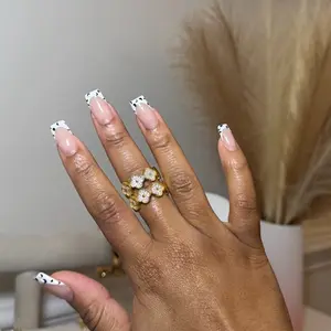 Clover Rings