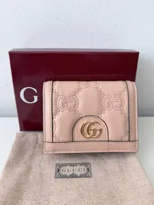 Pre-owned Leather Clutches & Wristlets Gucci GG Matelassé Card Case Wallet Rose Porcelaine
