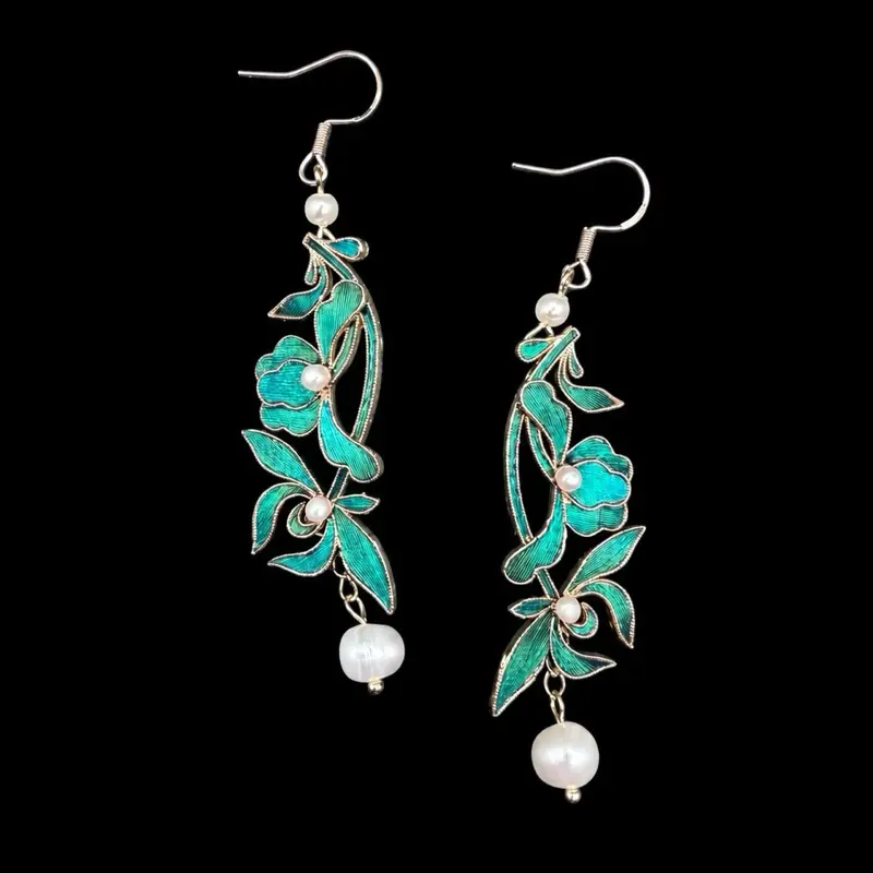 Orchid-Shaped Natural Peacock Feather Earrings | Freshwater Pearl Accents | 925 Silver Gold-Plated Hooks