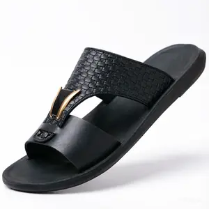 Summer Secret Men's Black/White Lightweight and Comfortable Sandals for Men with Arch Support and Anti-Slip Sole, Comfortable Shoes for Wide or Narrow Feet, Stylish Slippers for Beach and Indoor Use