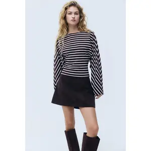 H&M Batwing-sleeved jersey top