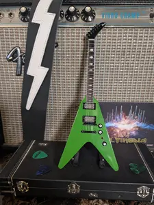 DAVE MUSTAINE - Gibson Flying V RIP Green1:4 Scale Replica Guitar ~Axe Heaven~