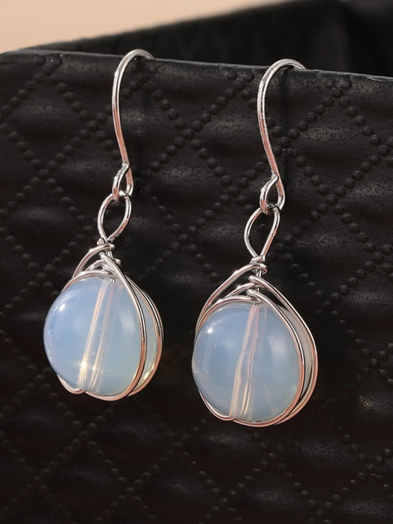 Minimalist Elegant Temperament Moonstone Decor Dangle Earrings, Fashionable Jewelry for Women, Trendy All-match & Exquisite Jewelry for Birthday Gift