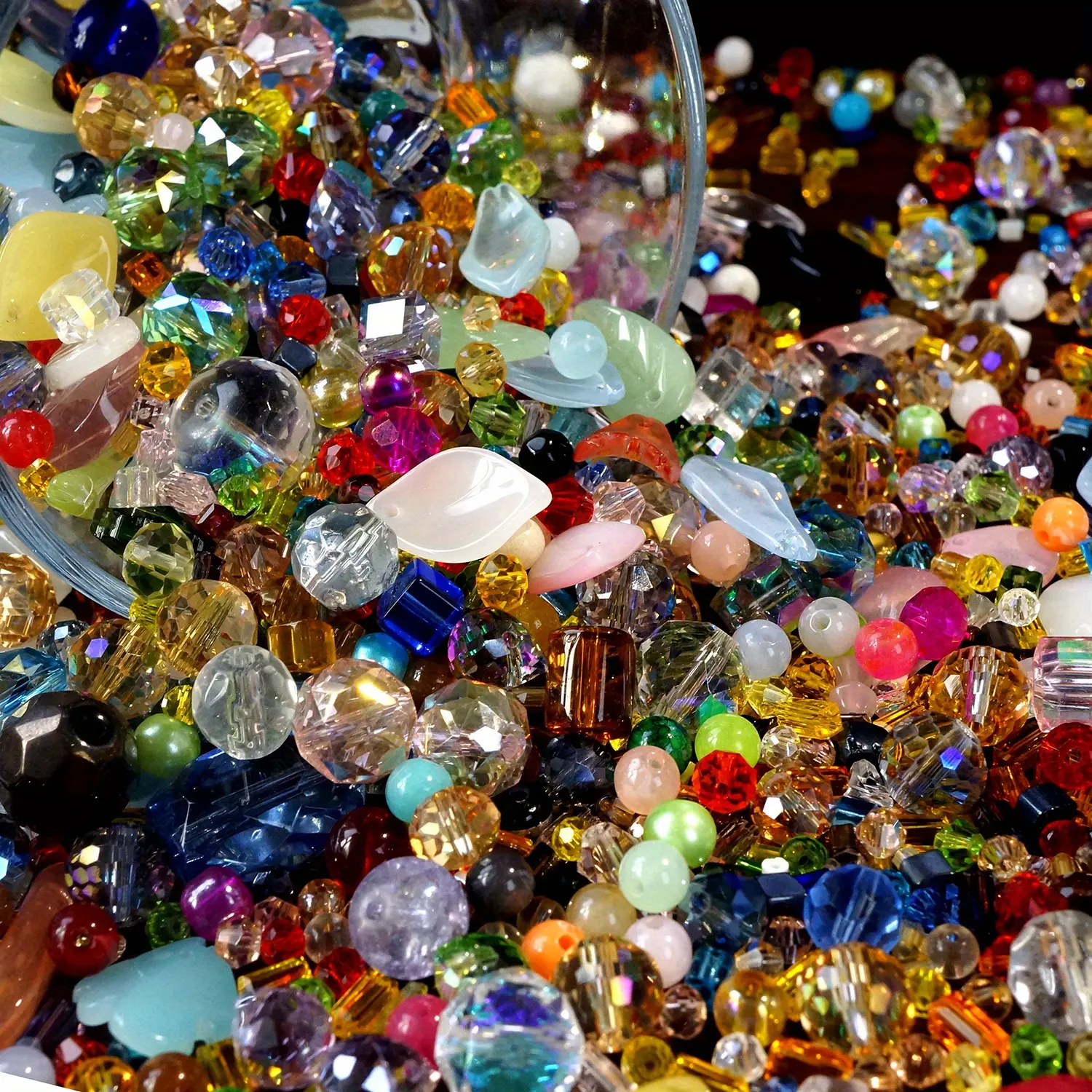 660 Pcs random style color mixed crystal glass round smooth bulk bead set jewelry making, various colors and styles are very suitable for DIY bracelets, necklaces, earrings, bead crafts accessories