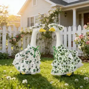 St Patrick's Day Porch Goose Set, 23 Inch Garden Decoration, Party Outdoor Garden Decor, Unique Design, Perfect Gift Choice, Garden Accessories
